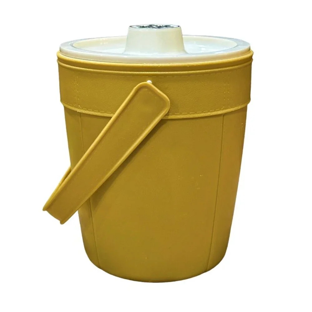 Vintage 1970s Rubbermaid Ice Bucket Harvest Gold 2260 Snowflake Lid Retro 9 Inch
